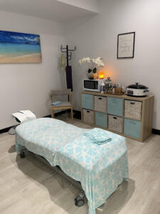 Well-being Benefits From Hot Stone Massage | StudioXPhys Physio Hope Island, Mudgeeraba